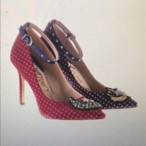 Not for sale**** looking to buy these shoes